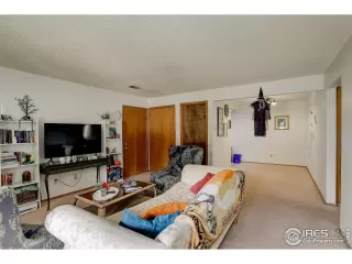 Photo #3: 997689 Listing