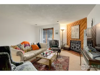 Photo #5: 997689 Listing