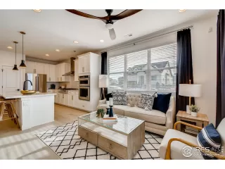 Photo #3: 997717 Listing