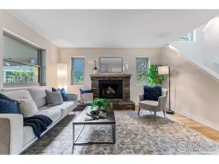 Photo #5: 997760 Listing 