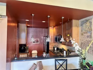 Photo #1: 9977789 Listing 