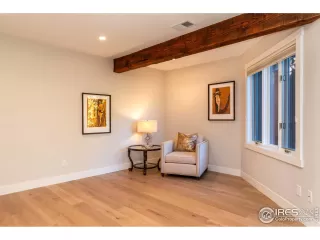 Photo #3: 997869 Listing