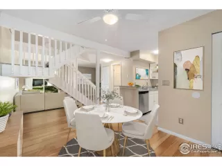 Photo #4: 997935 Listing