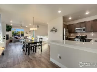 Photo #3: 997937 Listing