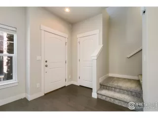 Photo #6: 997973 Listing