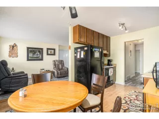 Photo #4: 998042 Listing 