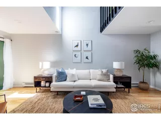 Photo #1: 998050 Listing