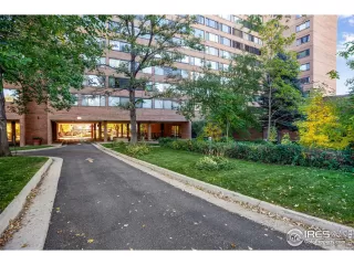 Photo #1: 998098 Listing