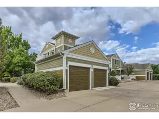 Photo #3: 998115 Listing