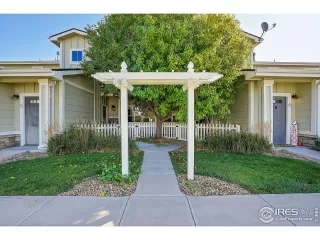 Photo #4: 998120 Listing 