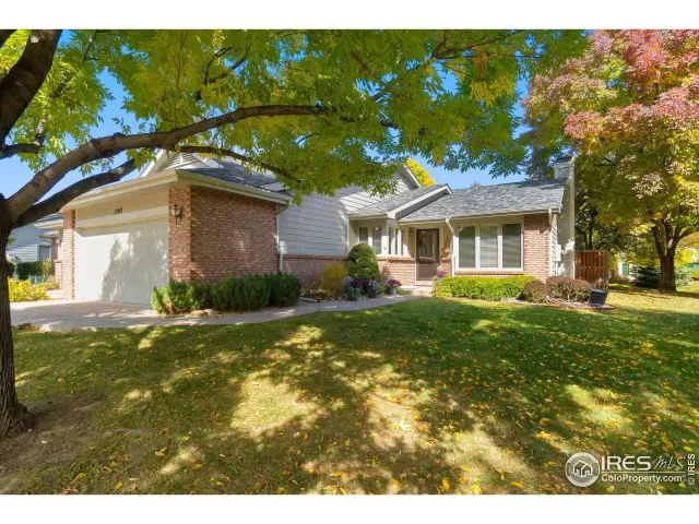 MLS: 998263 Condo For Sale