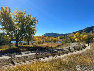 Photo #2: 998293 Listing