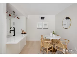 Photo #5: 998369 Listing 