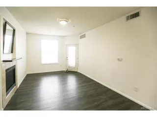 Photo #4: 9983920 Listing 