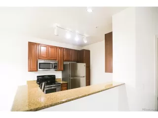 Photo #6: 9983920 Listing 