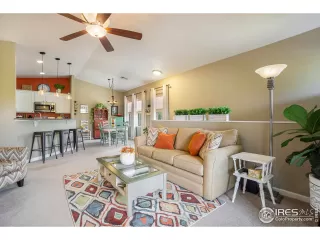 Photo #3: 998406 Listing