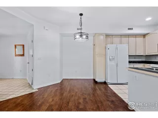 Photo #4: 998482 Listing