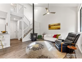 Photo #2: 998498 Listing 