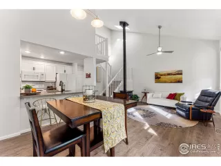 Photo #5: 998498 Listing 