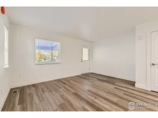 Photo #2: 998553 Listing 