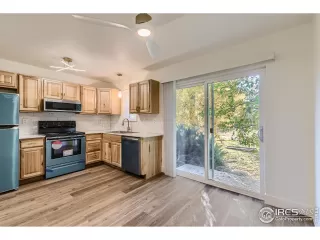 Photo #6: 998553 Listing 