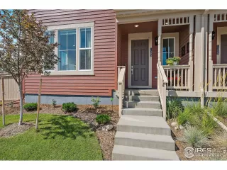 Photo #2: 998652 Listing