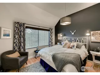Photo #4: 998677 Listing