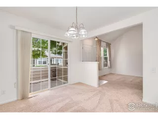 Photo #5: 998690 Listing