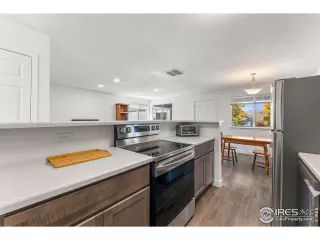 Photo #6: 998695 Listing 