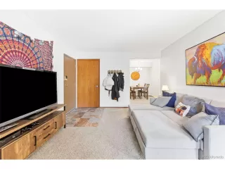 Photo #6: 9987093 Listing