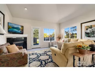 Photo #5: 998714 Listing