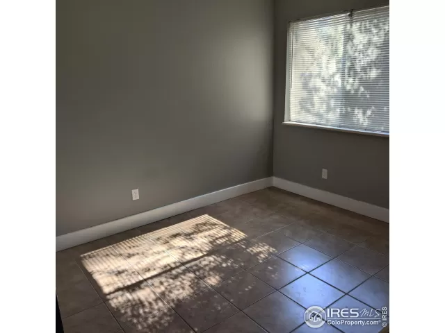 MLS: 998724 Condo For Sale