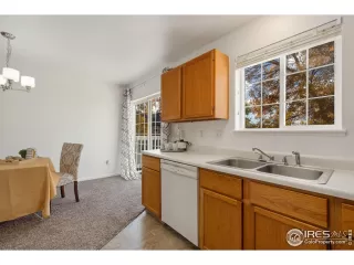 Photo #4: 998743 Listing