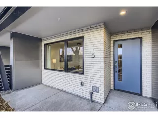 Photo #3: 998748 Listing