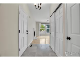 Photo #3: 998796 Listing