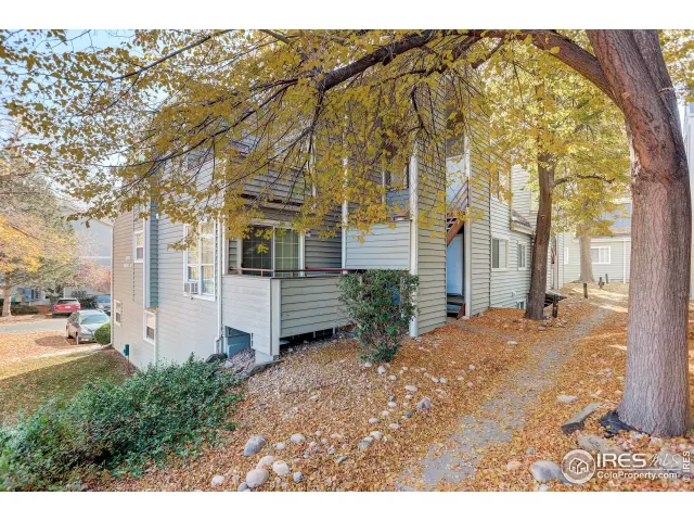 MLS: 998809 Condo For Sale