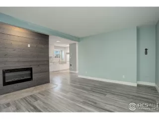 Photo #3: 998809 Listing