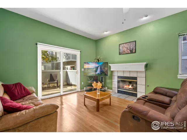 MLS: 998914 Condo For Sale