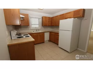 Photo #3: 998968 Listing