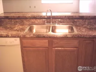 Photo #4: 999026 Listing