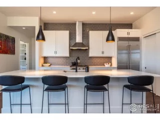Photo #5: 999064 Listing 