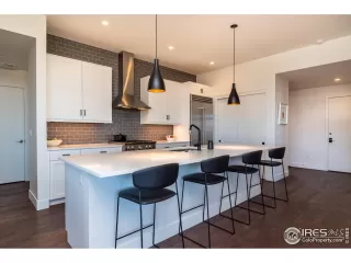 Photo #6: 999064 Listing 