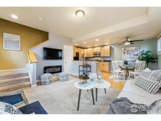 Photo #5: 999066 Listing 