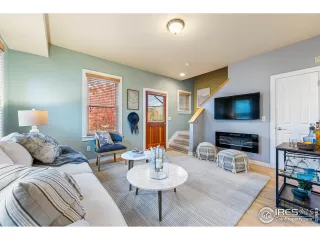 Photo #6: 999066 Listing 