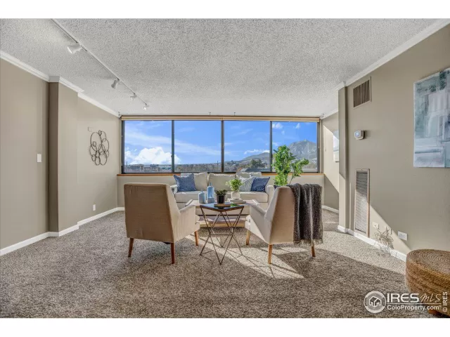 MLS: 999097 Condo For Sale