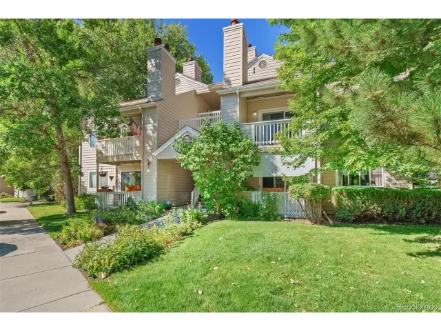 MLS: 9991146 Condo For Sale