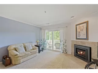 Photo #5: 9991146 Listing 