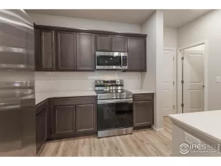 Photo #5: 999191 Listing 