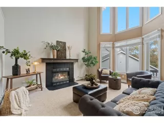 Photo #3: 999211 Listing