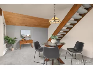 Photo #6: 999264 Listing